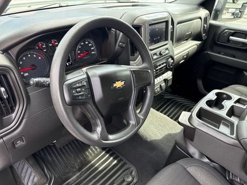 Used 2024 Chevrolet Silverado 2500 Custom w/ Custom Value Package AWD/4WD image 15