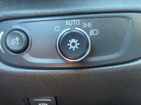 Used 2024 Chevrolet Blazer LT AWD/4WD image 15