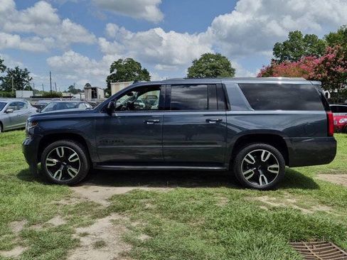 Used 2020 Chevrolet Suburban Premier w/ RST 6.2L Performance Edition AWD/4WD image 6