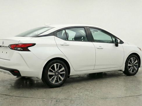 Used 2025 Nissan Versa SV FWD image 7