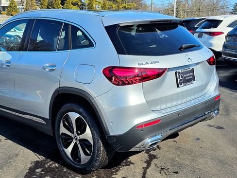 New 2026 Mercedes-Benz GLA 250 4MATIC image 12