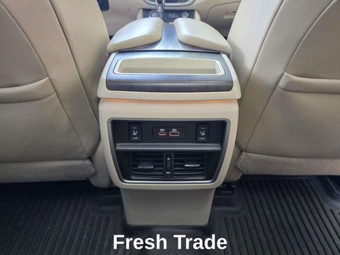 Used 2019 Nissan Murano Platinum w/ Cargo Package AWD/4WD image 10