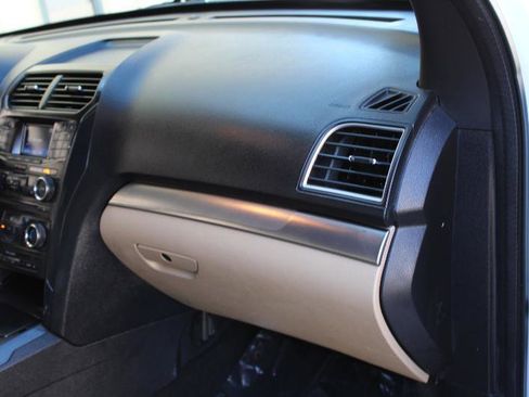 Used 2017 Ford Explorer 4WD image 17