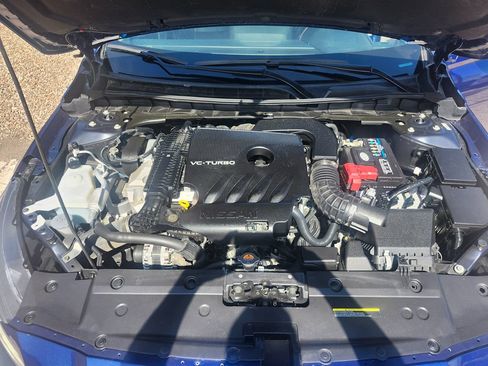 Used 2023 Nissan Altima 2.0 SR FWD image 36