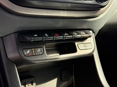 Used 2020 Chevrolet Colorado Z71 image 36