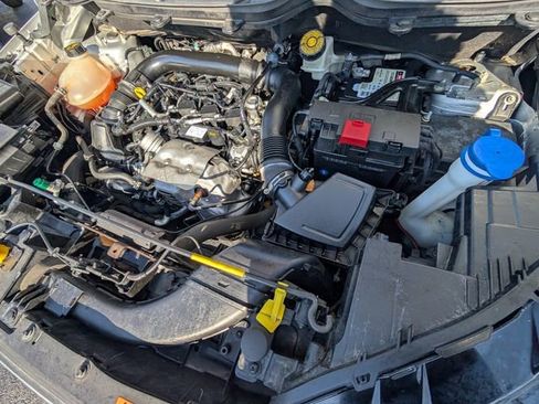 Used 2018 Ford EcoSport SE image 21