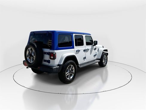 Used 2020 Jeep Wrangler Unlimited Sahara w/ Dual Top Group image 8