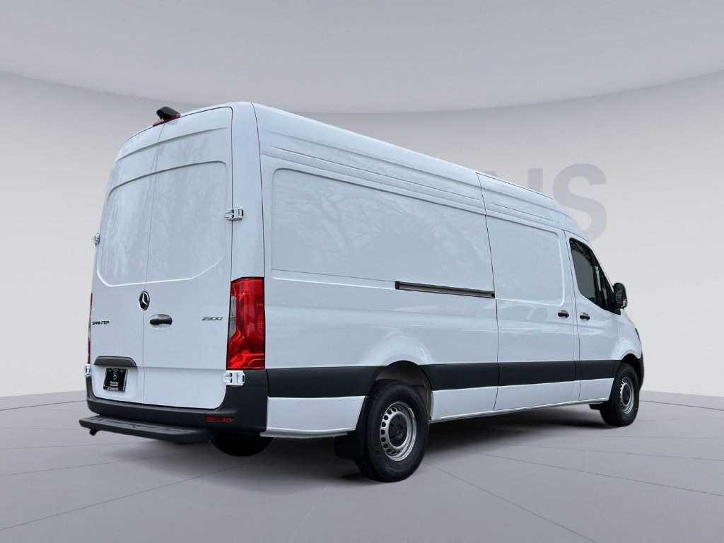 Used 2026 Mercedes-Benz Sprinter 2500 image 5