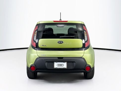 Used 2015 Kia Soul + image 6