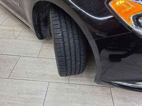 Used 2018 Ford Fusion Titanium FWD image 39