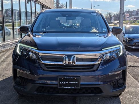Used 2019 Honda Pilot LX image 3