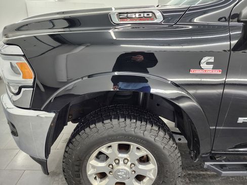 Used 2019 RAM 2500 Laramie image 32