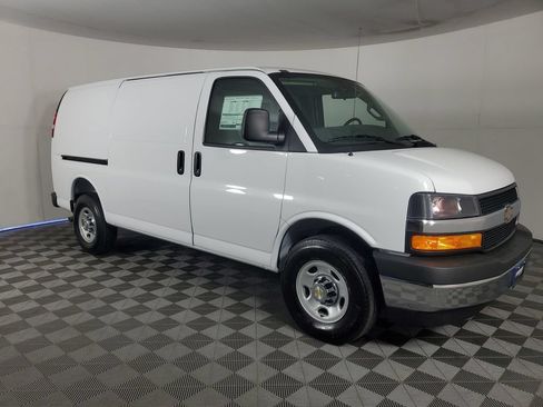 New 2026 Chevrolet Express 2500 w/ Driver Convenience Package RWD image 3