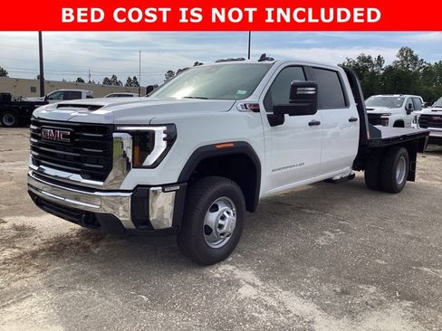 New 2025 GMC Sierra 3500 Pro w/ Convenience Package image 1