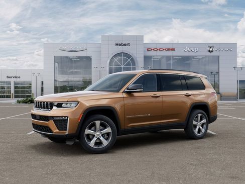 New 2026 Jeep Grand Cherokee L Limited RWD image 2