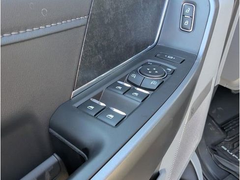 New 2026 Ford F250 XLT w/ XLT Premium Package image 18