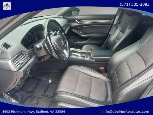 Used 2018 Honda Accord Sport image 15