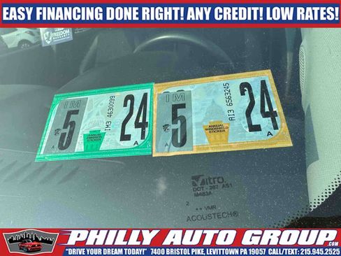 Used 2018 Chevrolet Trax LT w/ LT Convenience Package AWD/4WD image 17