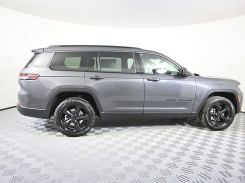New 2026 Jeep Grand Cherokee L Limited AWD/4WD image 7