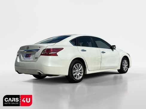 Used 2013 Nissan Altima 2.5 S FWD image 7