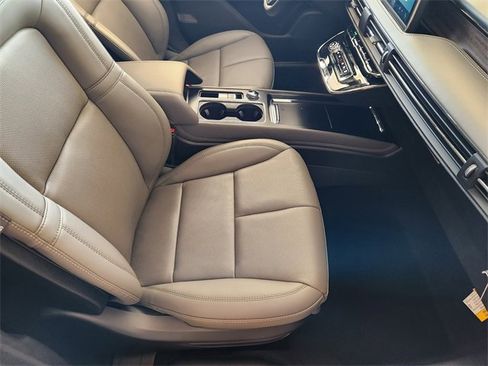 New 2026 Lincoln Corsair Reserve image 13