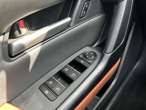 Used 2025 MAZDA CX-50 AWD 2.5 Turbo w/ Weather Package image 21