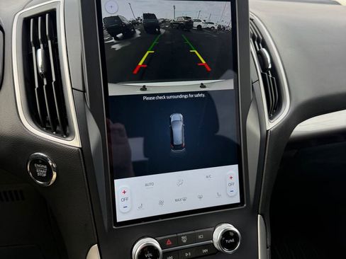 Used 2024 Ford Edge SEL image 18