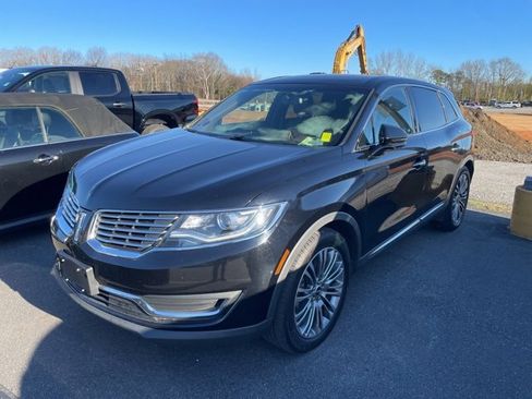 Used 2017 Lincoln MKX Reserve image 1