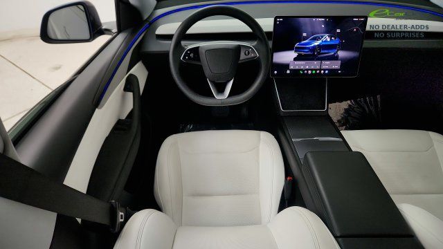 Used 2026 Tesla Model Y AWD image 50