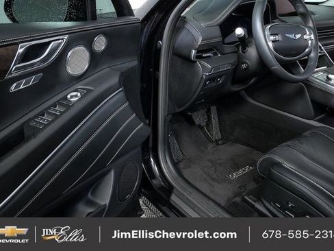 Used 2023 Genesis GV80 2.5T w/ Prestige Package image 9