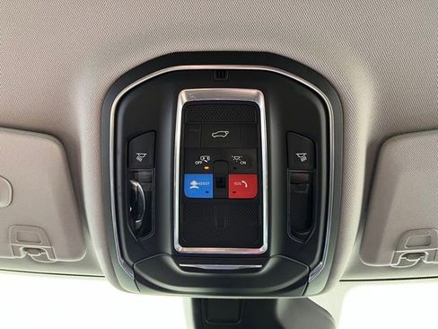 Used 2021 Jeep Grand Cherokee L Limited image 37