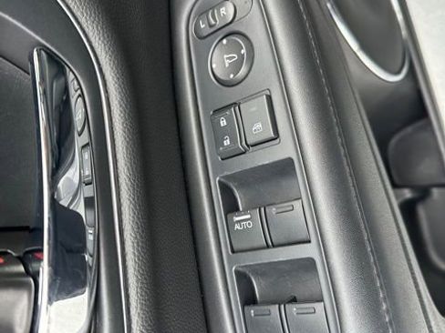 Used 2017 Honda HR-V EX-L image 20