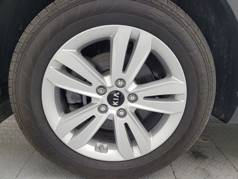 Used 2018 Kia Sportage LX image 31