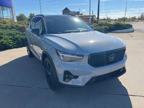 New 2026 Volvo XC40 B5 Ultra w/ Protection Package Premier AWD/4WD image 8