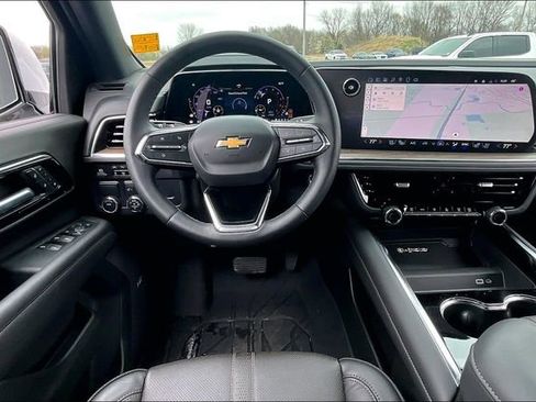 Used 2025 Chevrolet Tahoe High Country image 8