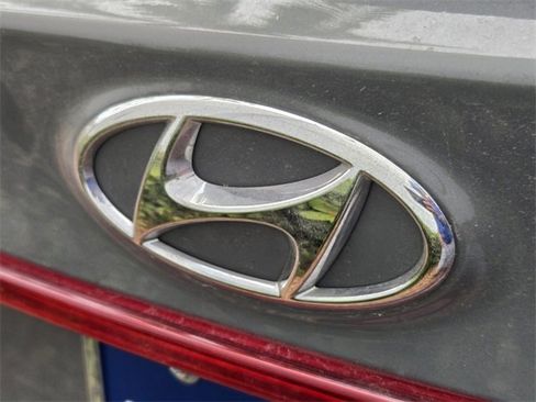 Certified 2022 Hyundai Santa Fe Calligraphy image 10