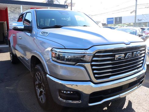 Used 2025 RAM 1500 Laramie image 7