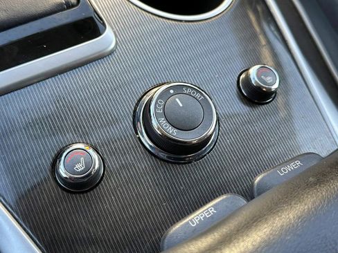 Used 2018 INFINITI QX60 Luxe image 30