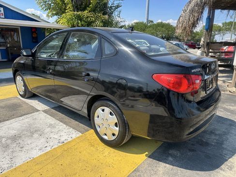 Used 2010 Hyundai Elantra w/ Comfort Pkg 2 image 7