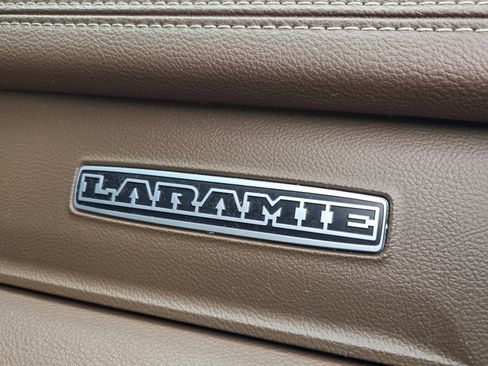 Used 2019 RAM 1500 Laramie image 21