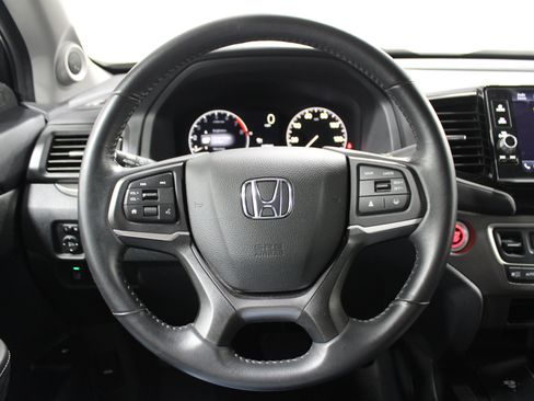 Used 2024 Honda Ridgeline Sport image 8