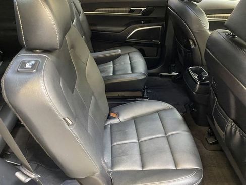 Used 2024 Kia Telluride SX w/ Towing Package image 28