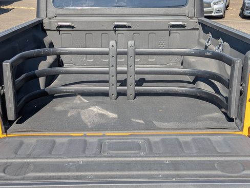 Used 2021 Jeep Gladiator Sport AWD/4WD image 21