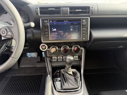 Used 2025 Toyota GR86 Premium image 19