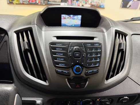 Used 2017 Ford Transit 150 XL image 43