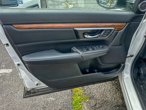 Used 2018 Honda CR-V EX-L image 9