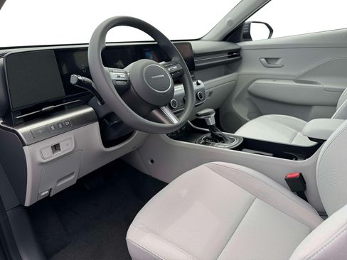 Certified 2026 Hyundai Kona SE FWD image 14