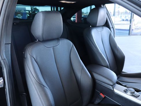 Used 2017 BMW M240i Coupe image 33