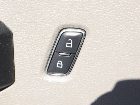 Used 2018 Ford F250 XL w/ Power Equipment Group image 20