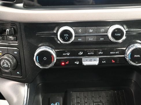 Used 2024 Ford F150 XLT w/ Equipment Group 302A MID image 28